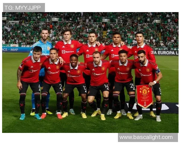 法国足球曼联球星实力排名分析及其在球队中的重要作用解析