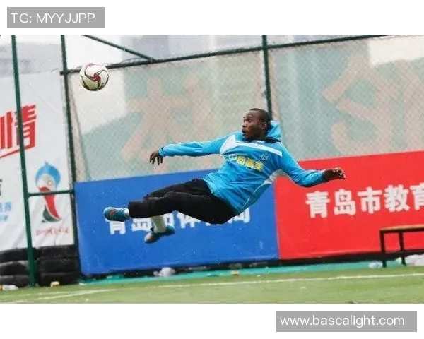 足球明星踏足中国足坛 点燃热情与文化碰撞新篇章